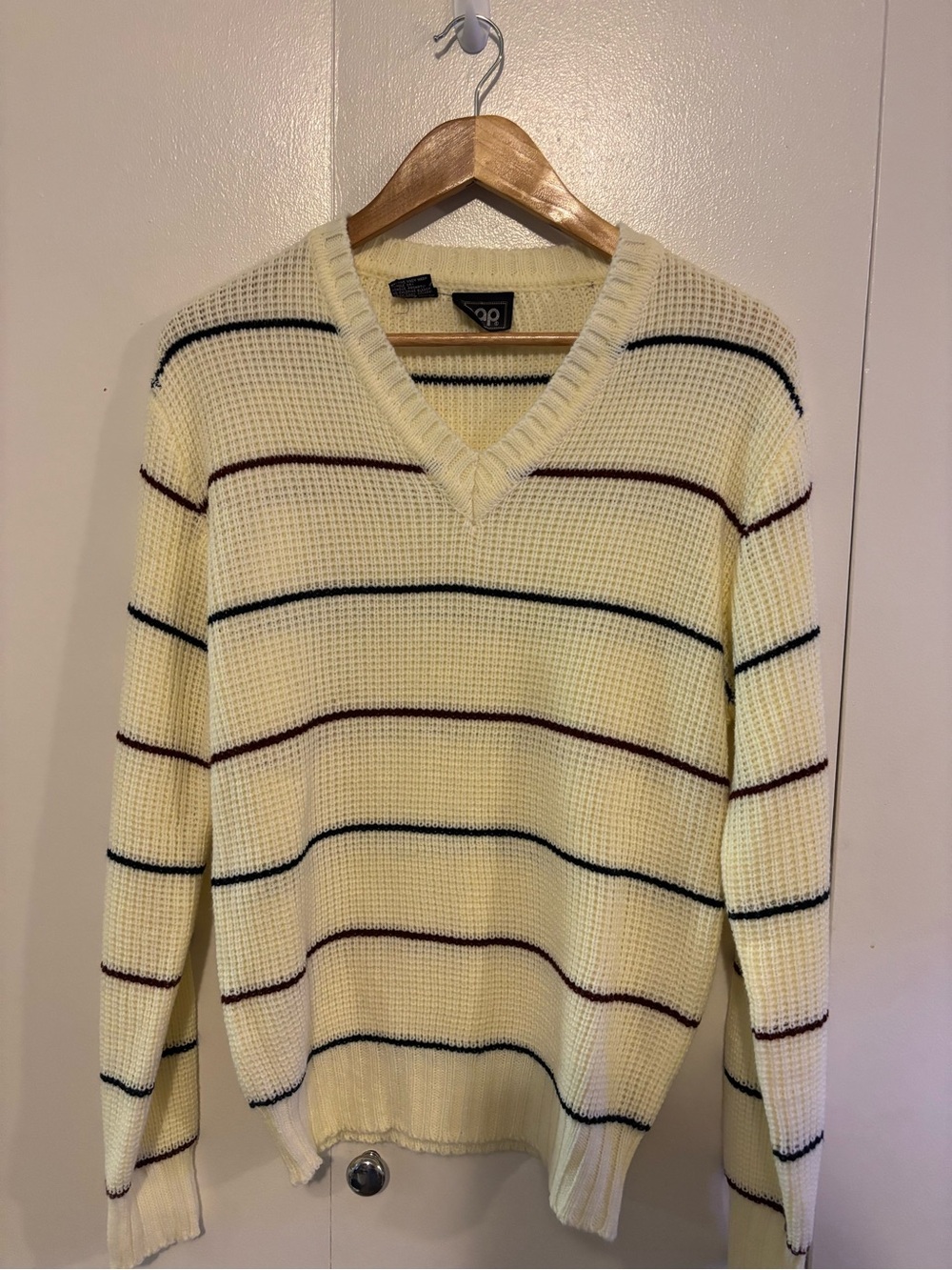 GAP Cream V-Neck Sweater with Navy and Burgundy Stripes